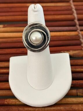 Silpada Sterling & Pearl Ring Size 6